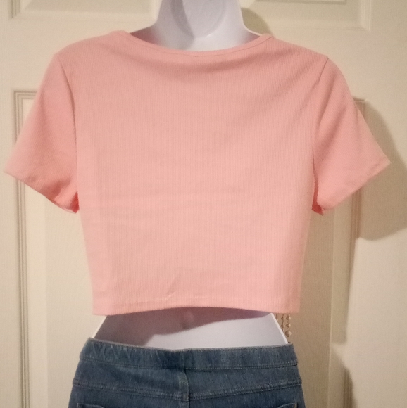 Julia by love J baby pink 💕 crop top with dangling beads - Picture 4 of 5
